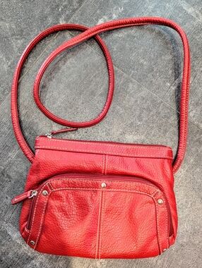Leather Pebble Crossbody